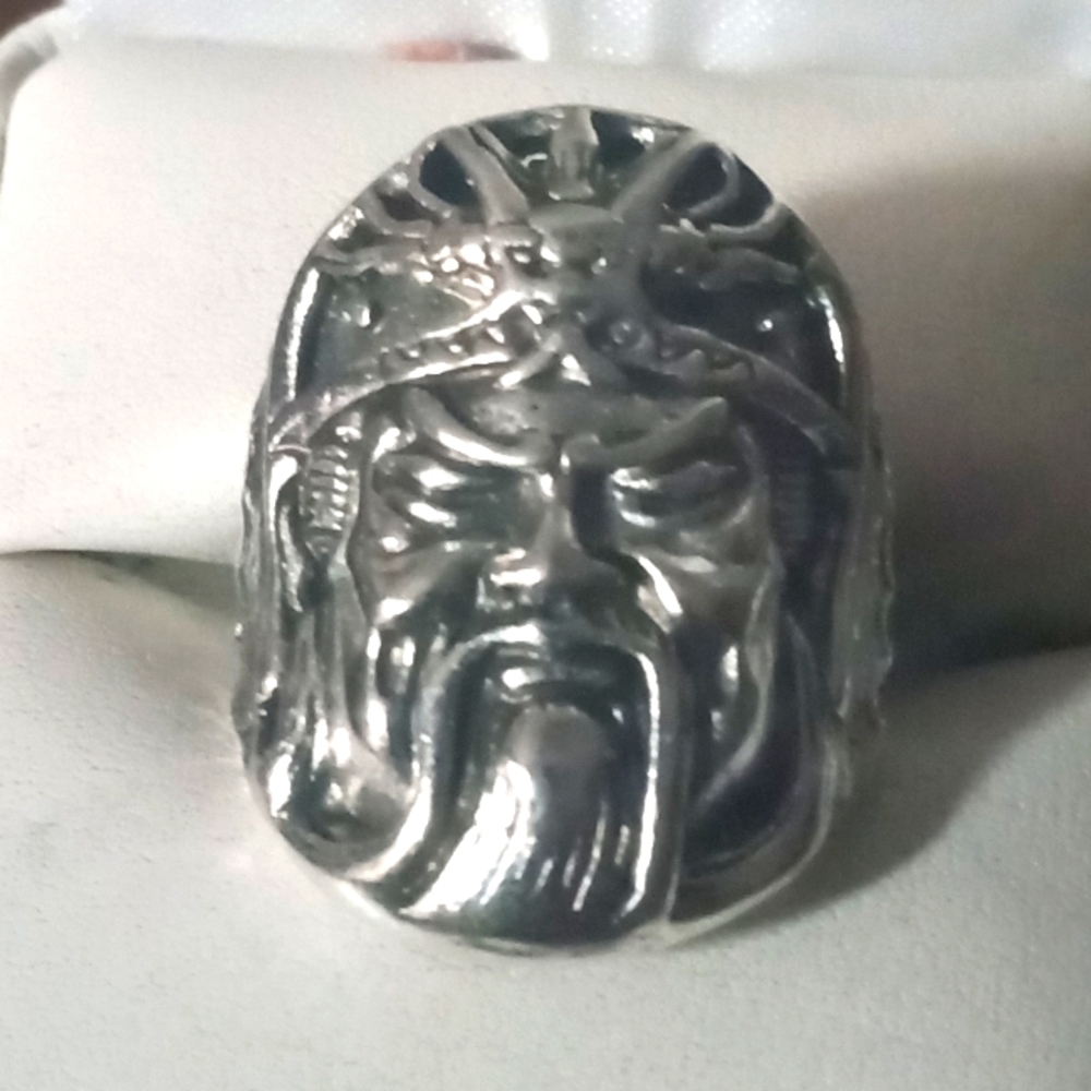 New Sterling Silver Zeus Ring